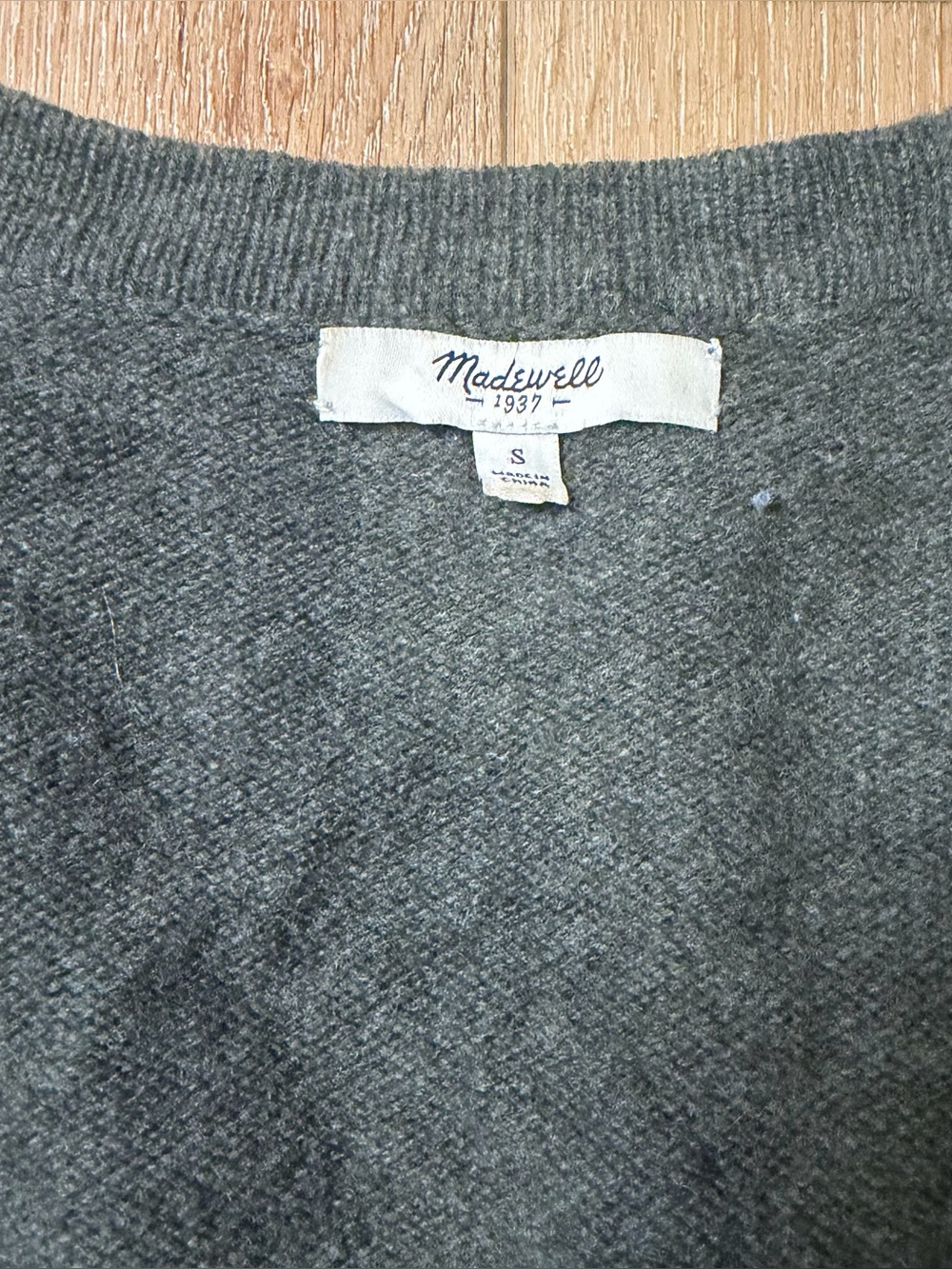 Merino Wool Cardigan - Picture 4 of 4